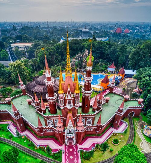 خدمات السفر والسياحة pexels tomfisk 2059850