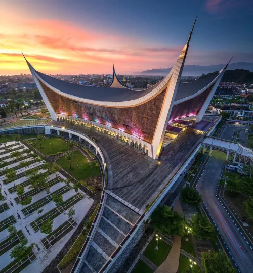 خدمات السفر والسياحة sumatera barat padang